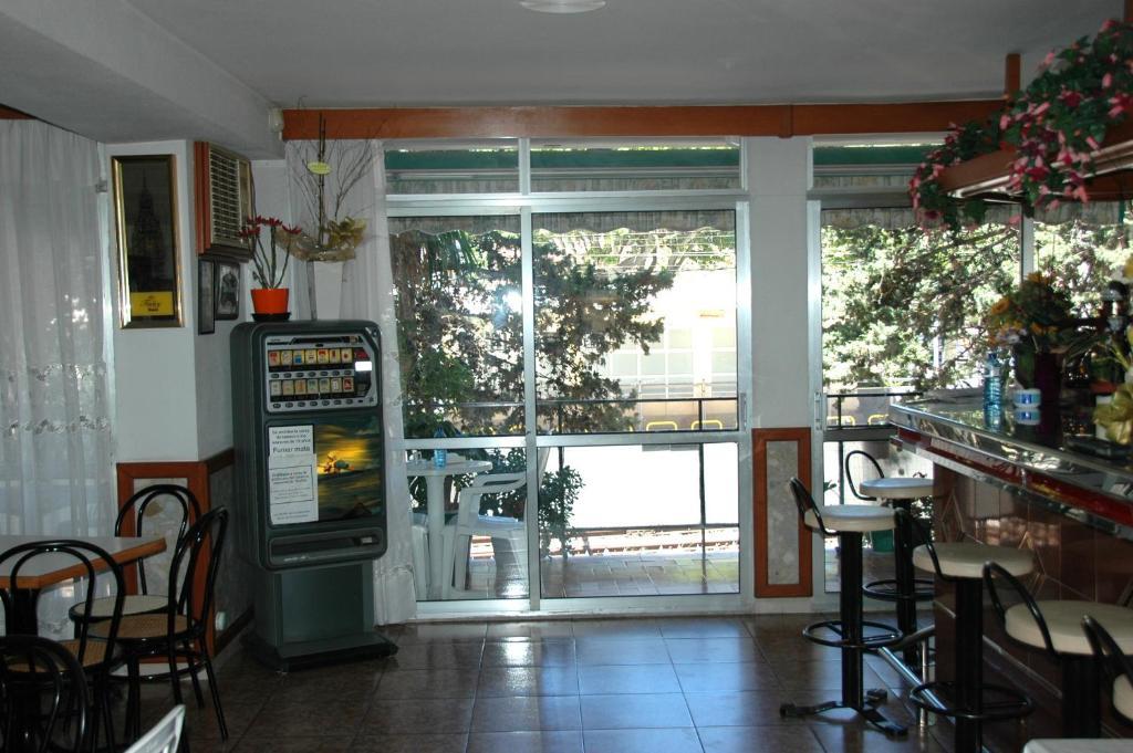 Pension Venecia Salou Exterior photo